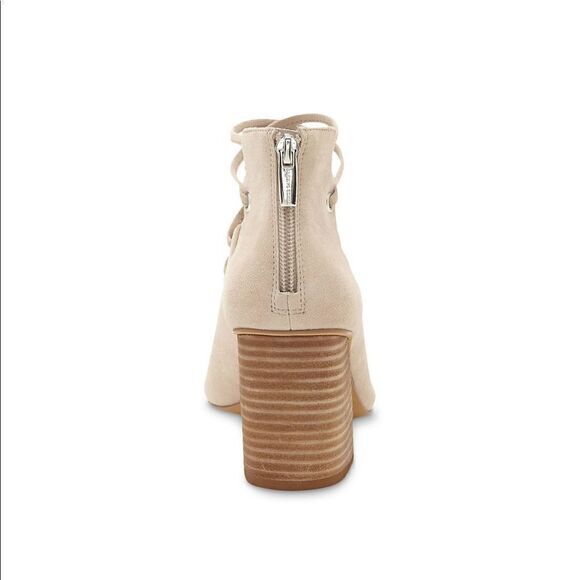 Vince Camuto Corset ‎ Sandals - Picture 7 of 15